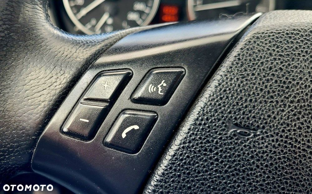 BMW Seria 3 318i - 13