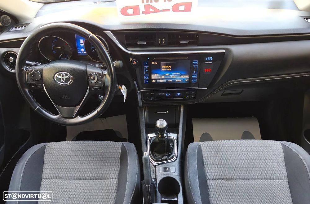 Toyota Auris Touring Sports 1.4 D-4D C.+P.Techo+P.Sport - 6