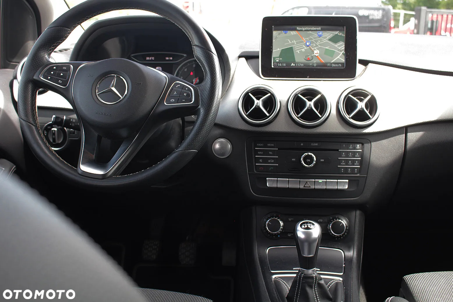 Mercedes-Benz Klasa B 180 (BlueEFFICIENCY) - 13