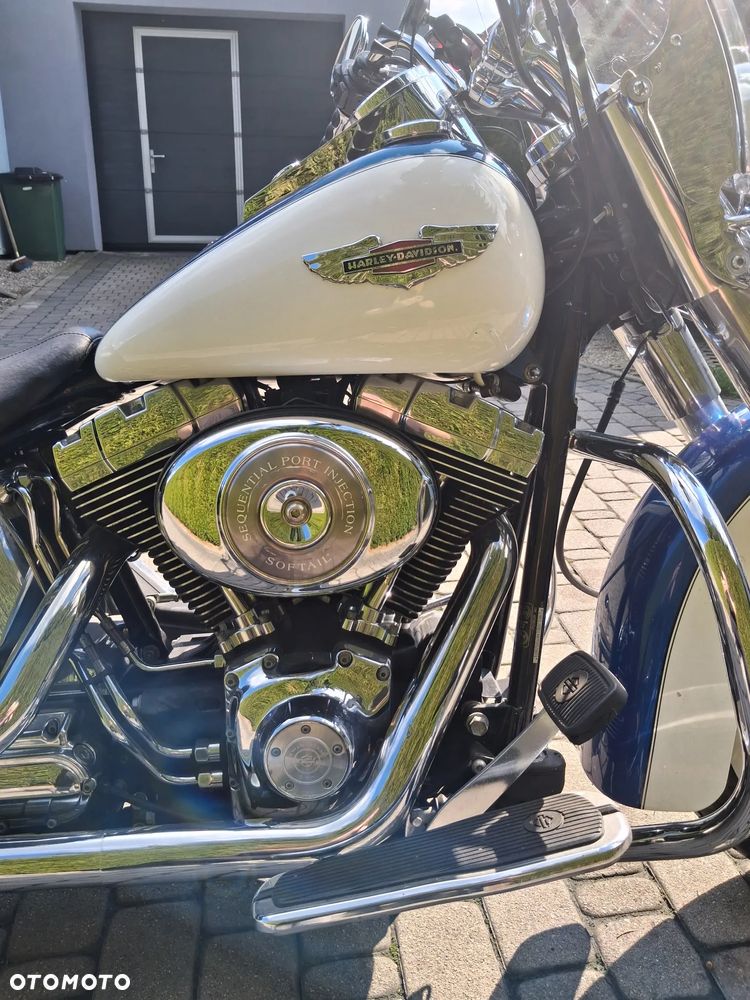 Harley-Davidson Softail Deluxe - 18