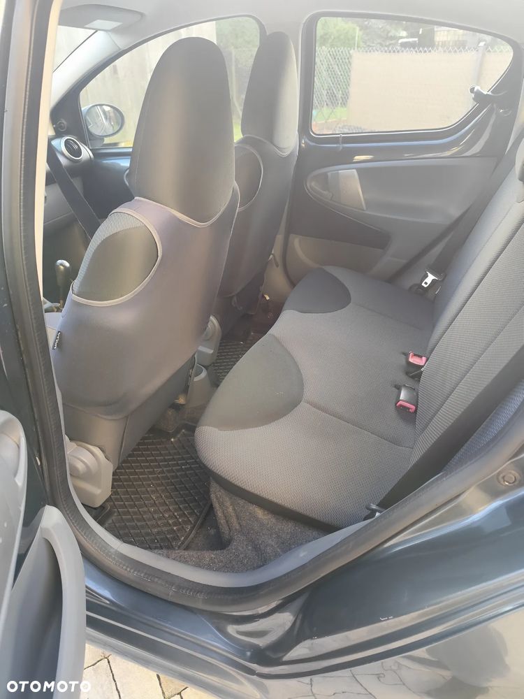 Toyota Aygo Cool - 10