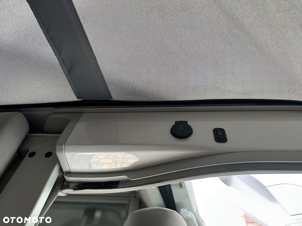 Volkswagen California - 32