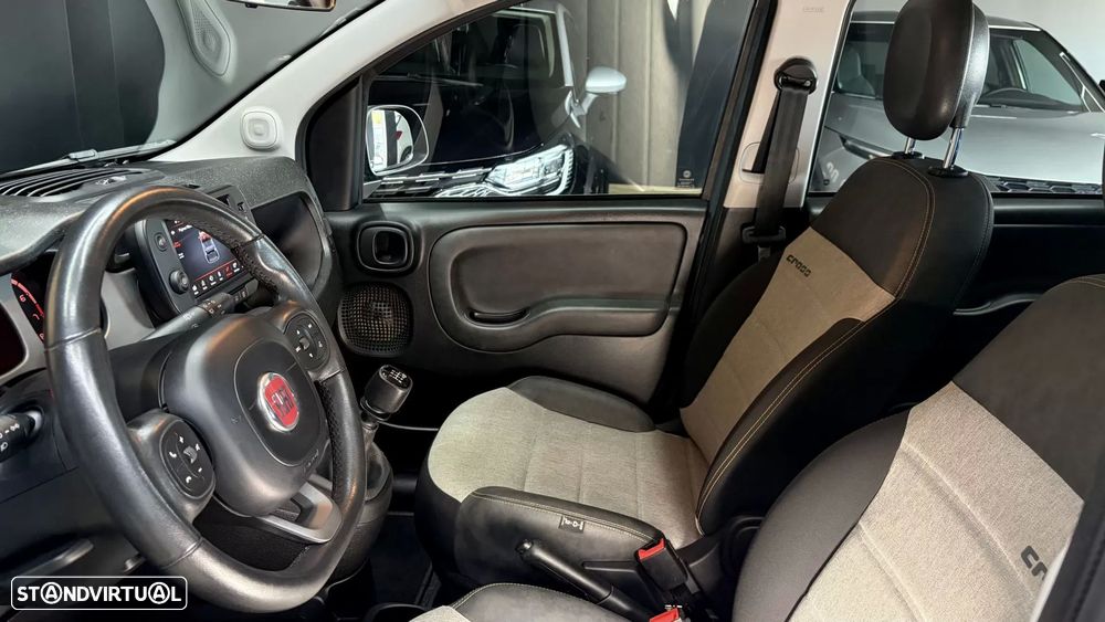 Fiat Panda 1.0 Hybrid City Cross - 24