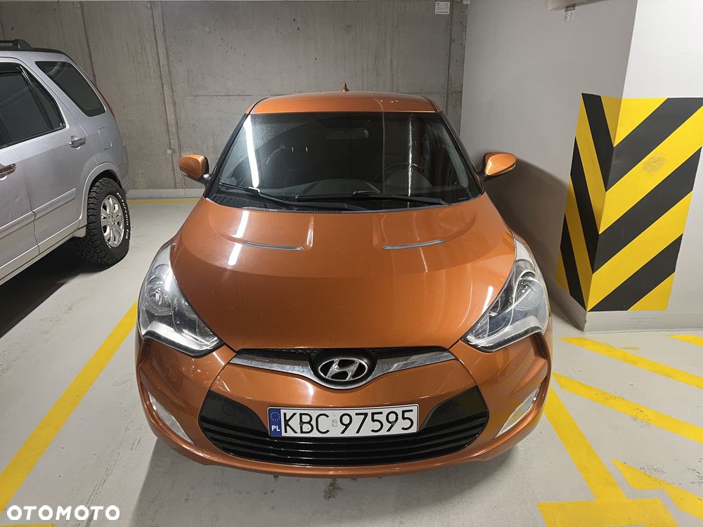 Hyundai Veloster 1.6 GDI Comfort - 14
