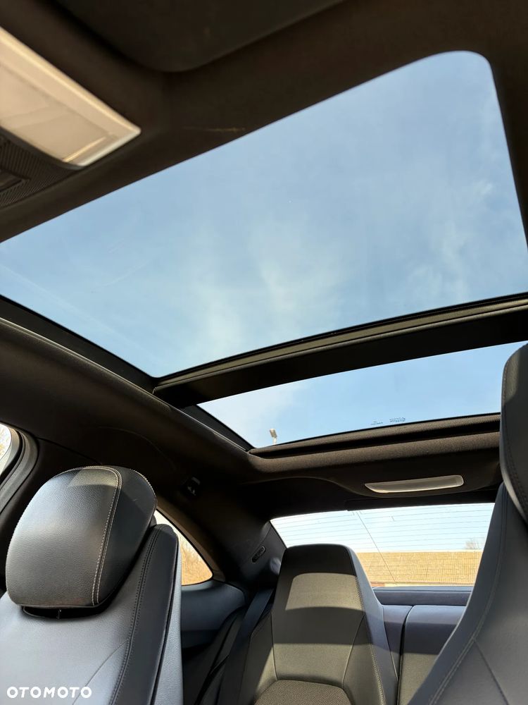 Mercedes-Benz Klasa C 250 (BlueEFFICIENCY) 7G-TRONIC - 27