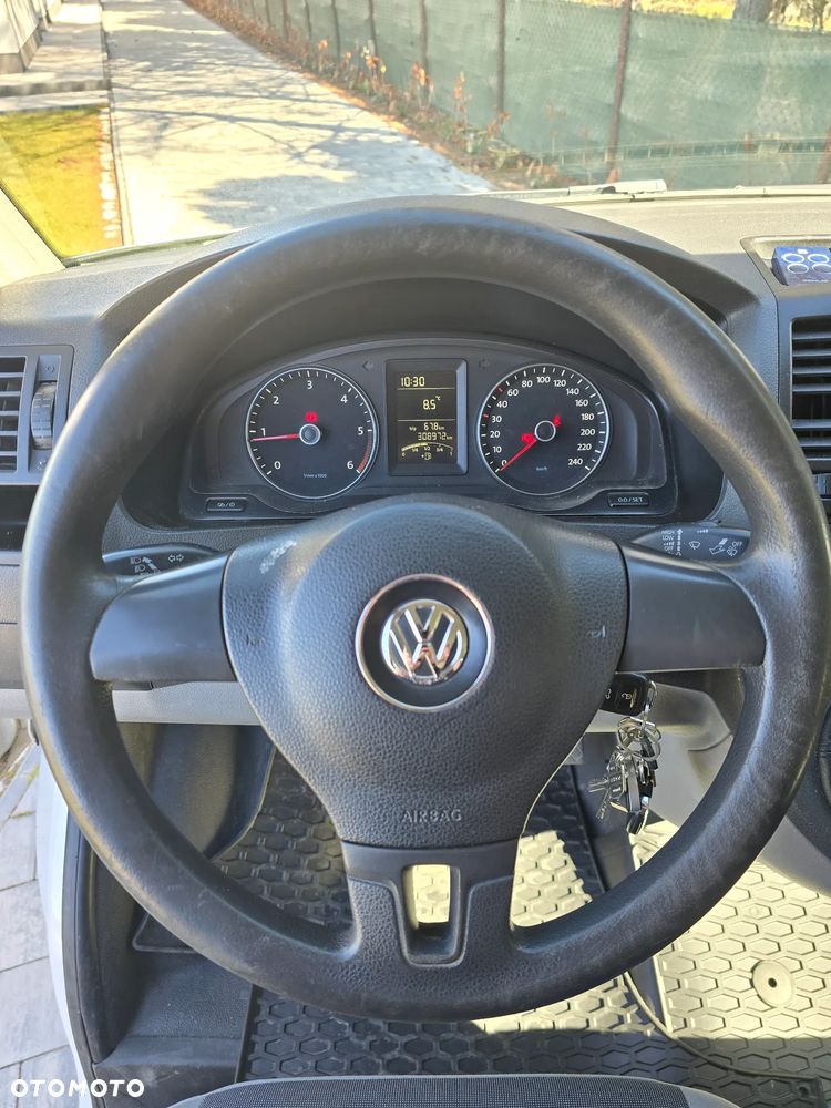 Volkswagen Transporter L2H2 - 9