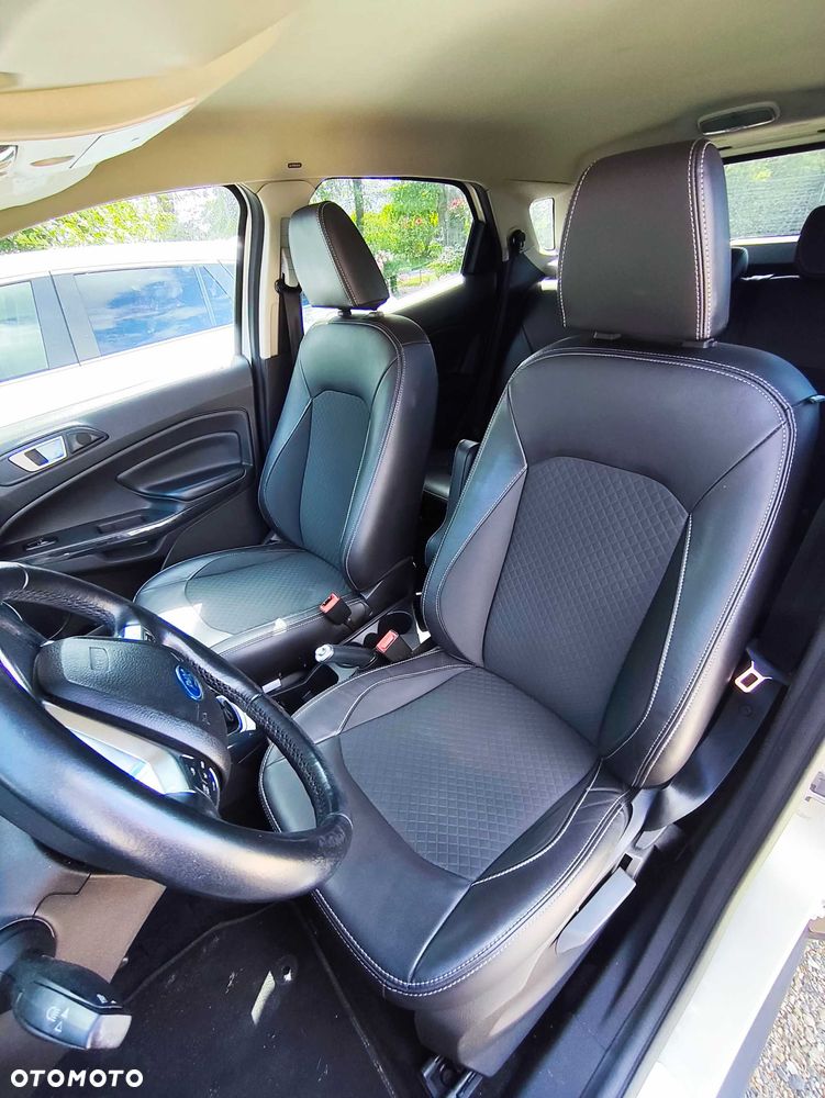Ford EcoSport - 4