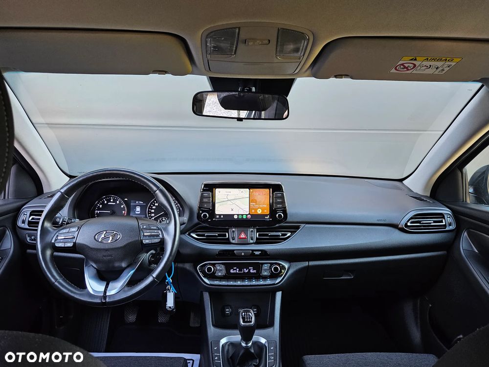 Hyundai i30 1.0 T-GDI Smart - 10