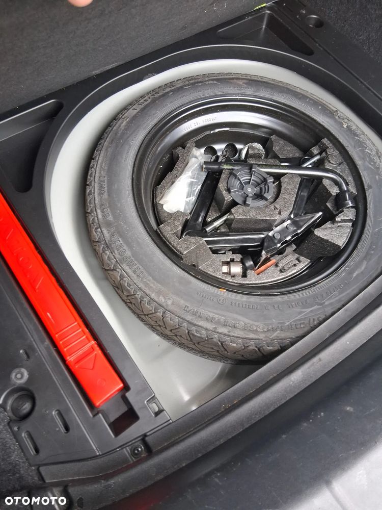 Volvo V40 - 29