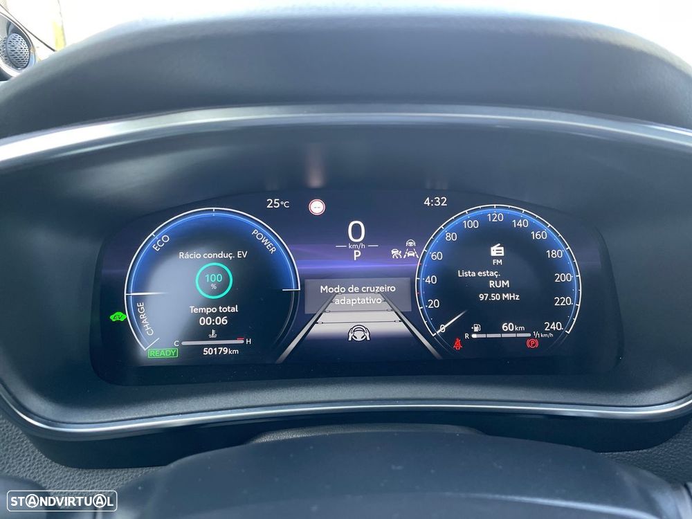 Toyota Corolla Touring Sports - 14