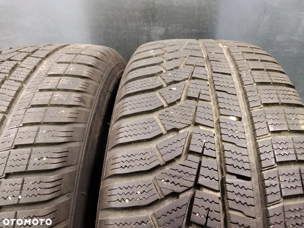 2x Hankook Winter Icept EVO2 205/60/16 96H nr.1683 - 2