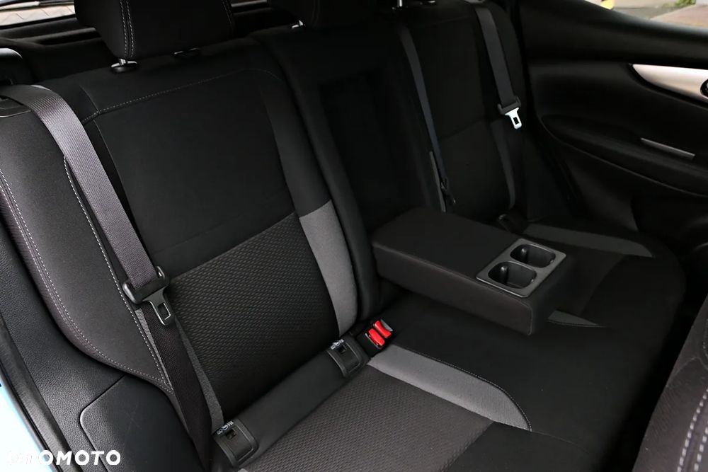 Nissan Qashqai 1.5 dCi TEKNA+ - 34