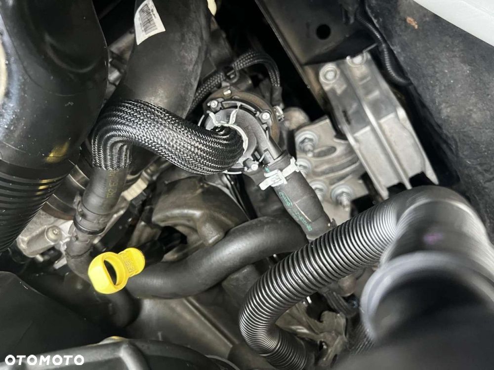 Ford Tourneo Custom - 30