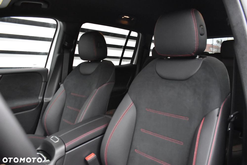 Mercedes-Benz GLB 200 d 4Matic 8G-DCT Edition AMG Line - 14