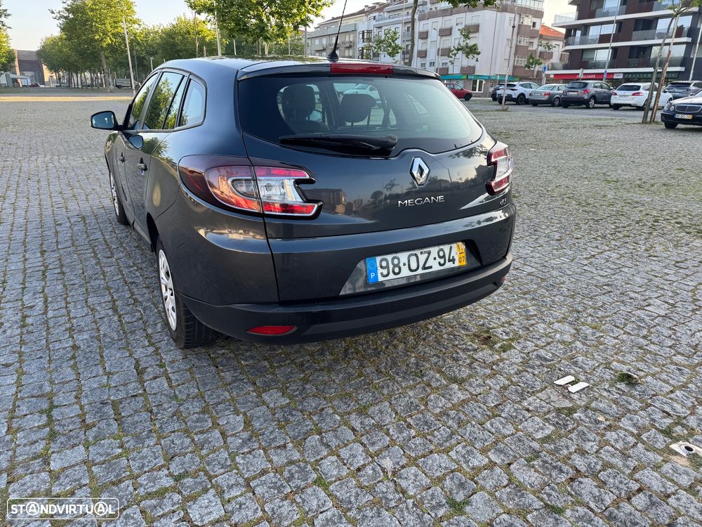 Renault Mégane 1.5 dCi Confort - 4