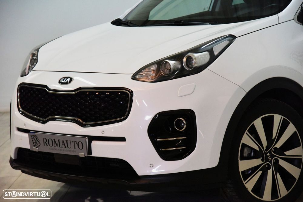 Kia Sportage 2.0 CRDI 4WD GT Line Aut. - 2