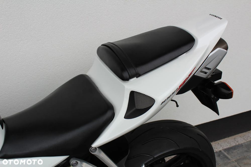 Honda CBR - 17