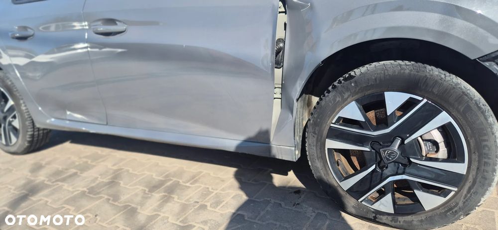 Peugeot 208 Allure Pack - 8