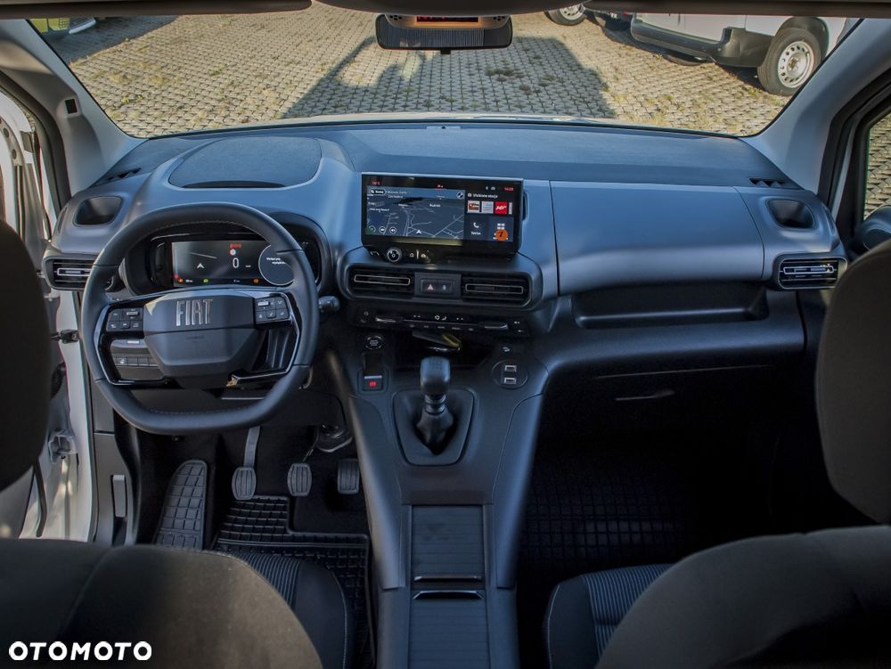 Fiat Qubo - 17