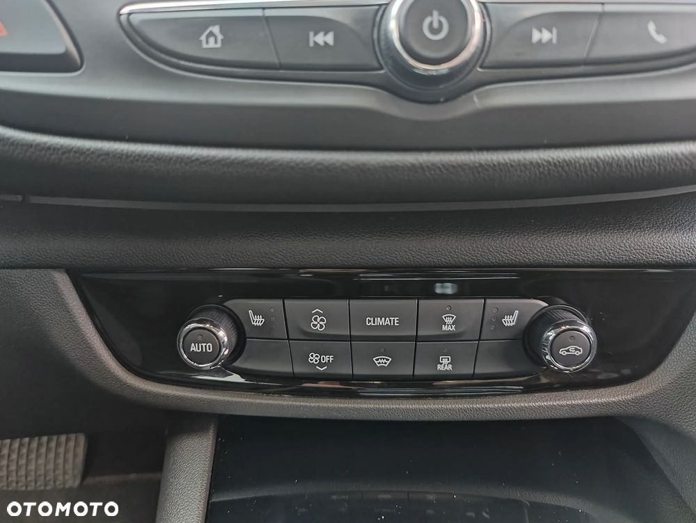 Opel Insignia 1.5 T Innovation S&S - 22