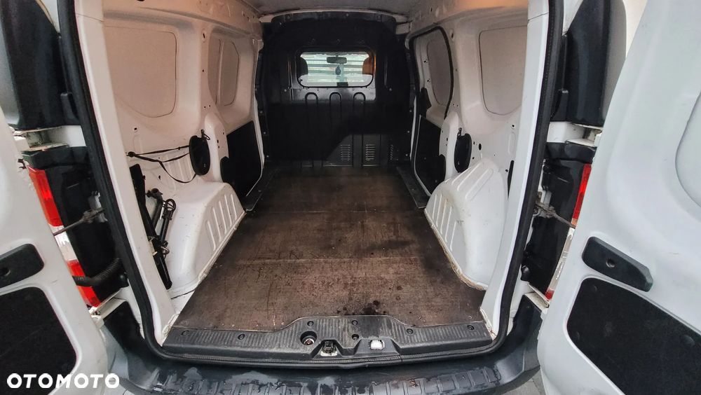 Dacia Dokker - 5