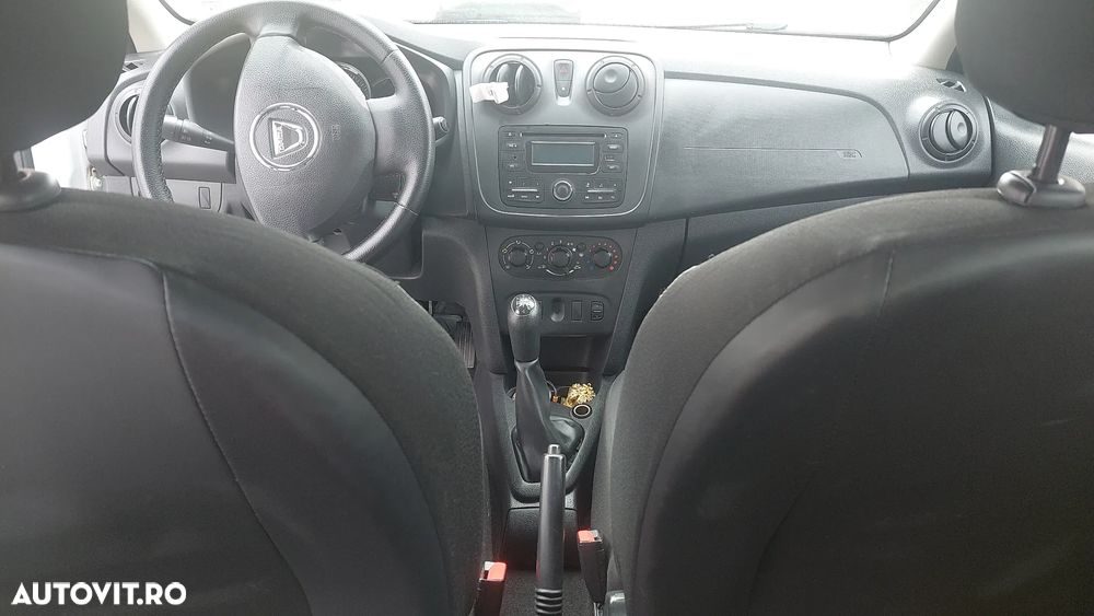 Dacia Logan 1.2 73 CP Laureate - 8