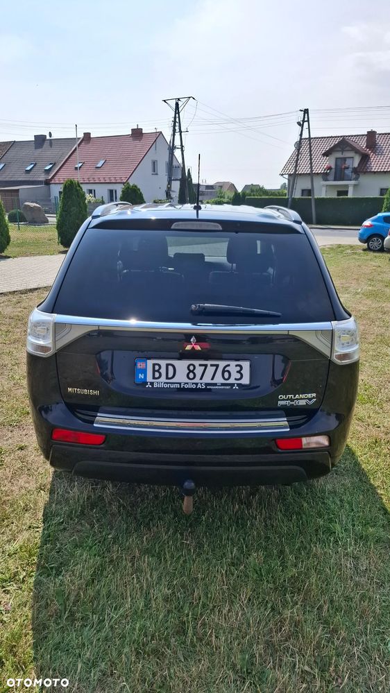 Mitsubishi Outlander - 28