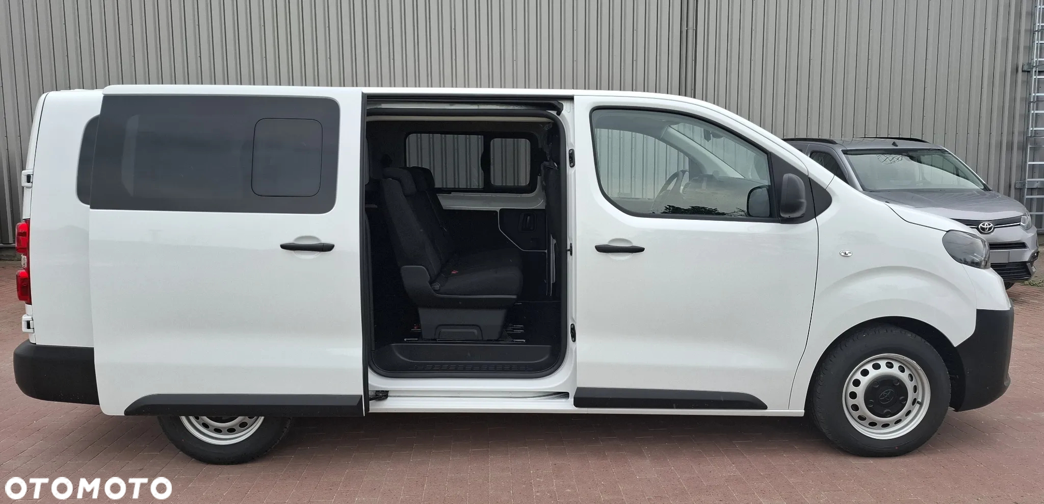 Toyota Proace Verso 2.0 D4-D Long Combi - 11