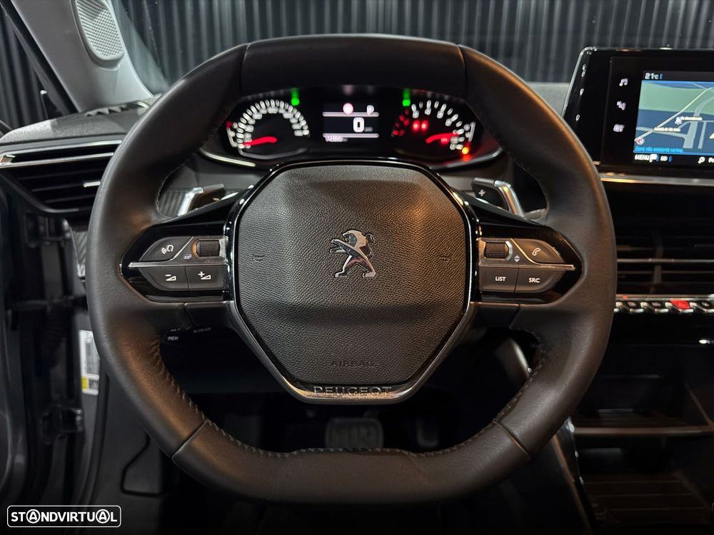 Peugeot 2008 1.2 PureTech Active Pack EAT8 - 16