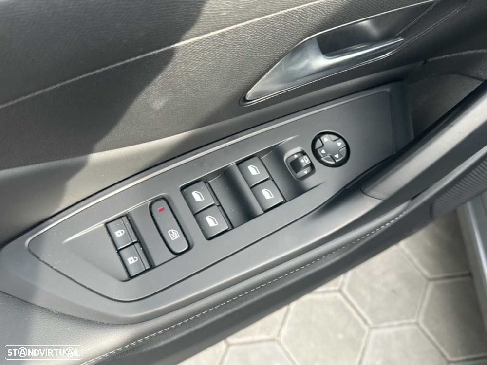 Peugeot e-308 SW 54 kWh Allure - 10