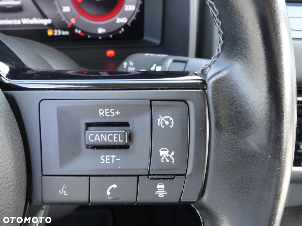 Nissan Qashqai 1.3 DIG-T MHEV N-Connecta - 23