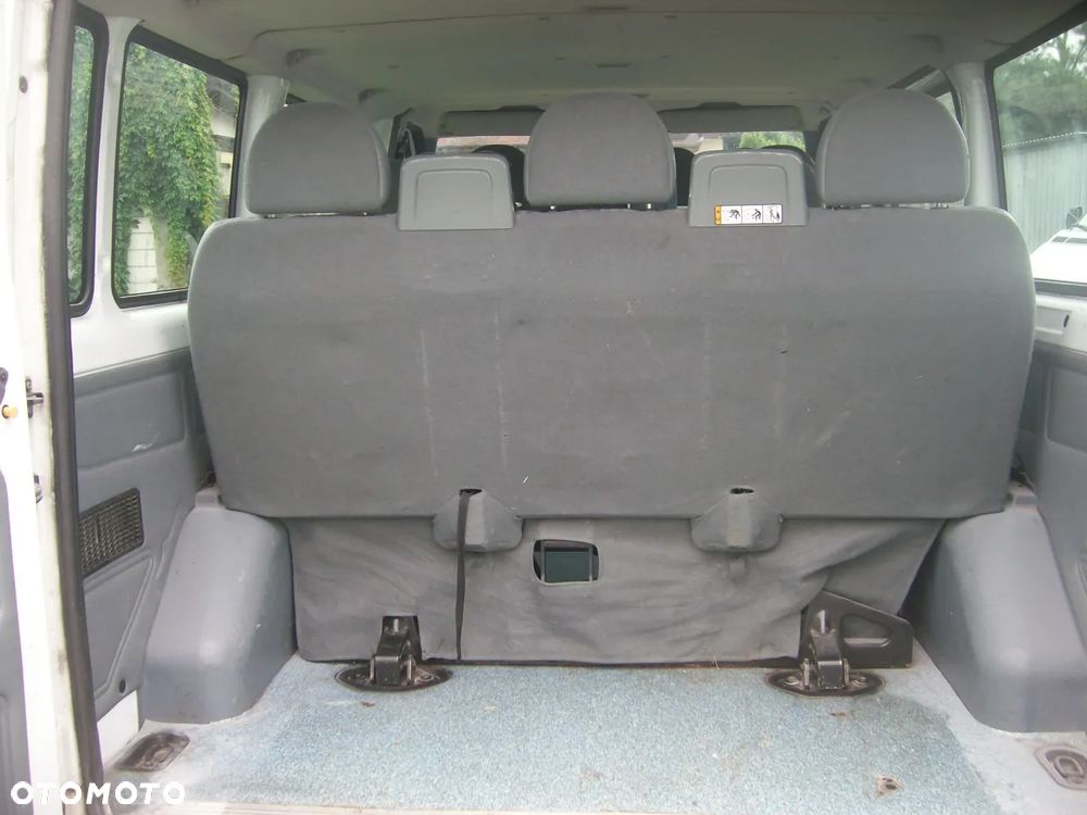 Ford Transit - 9