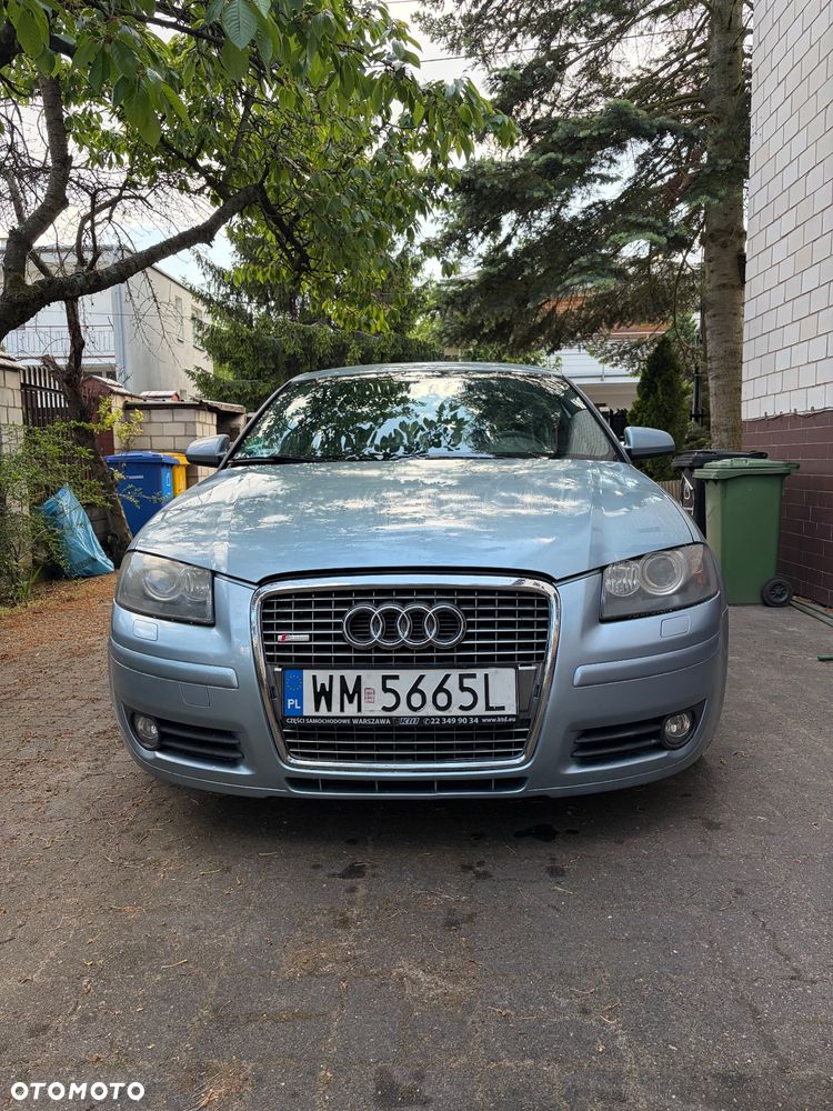 Audi A3 3-drzwiowe 1.6 FSI Ambition - 2