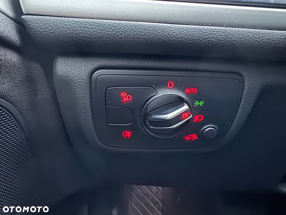 Audi A6 Avant 2.0 TDI ultra S tronic - 14