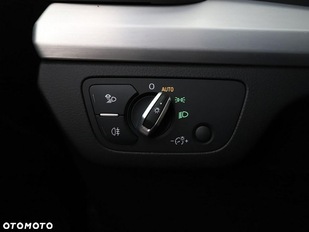 Audi Q5 55 TFSI e Quattro S tronic - 37