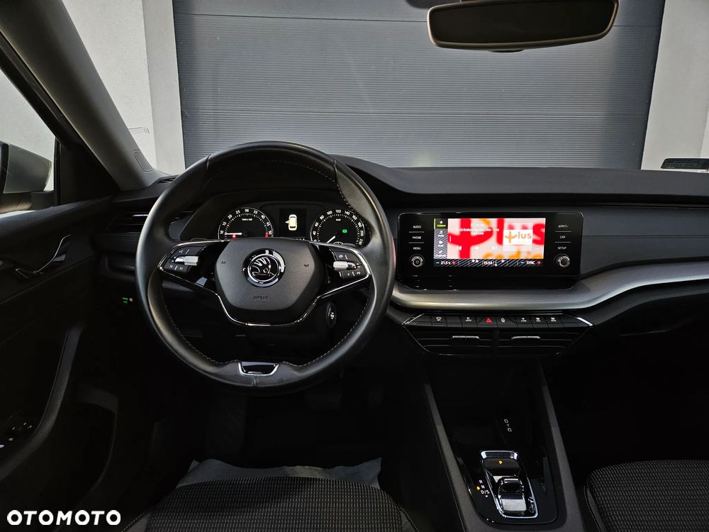 Skoda Octavia 2.0 TDI SCR Ambition DSG - 9