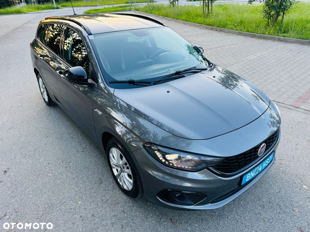 Fiat Tipo 1.6 MultiJet DCT Lounge - 1