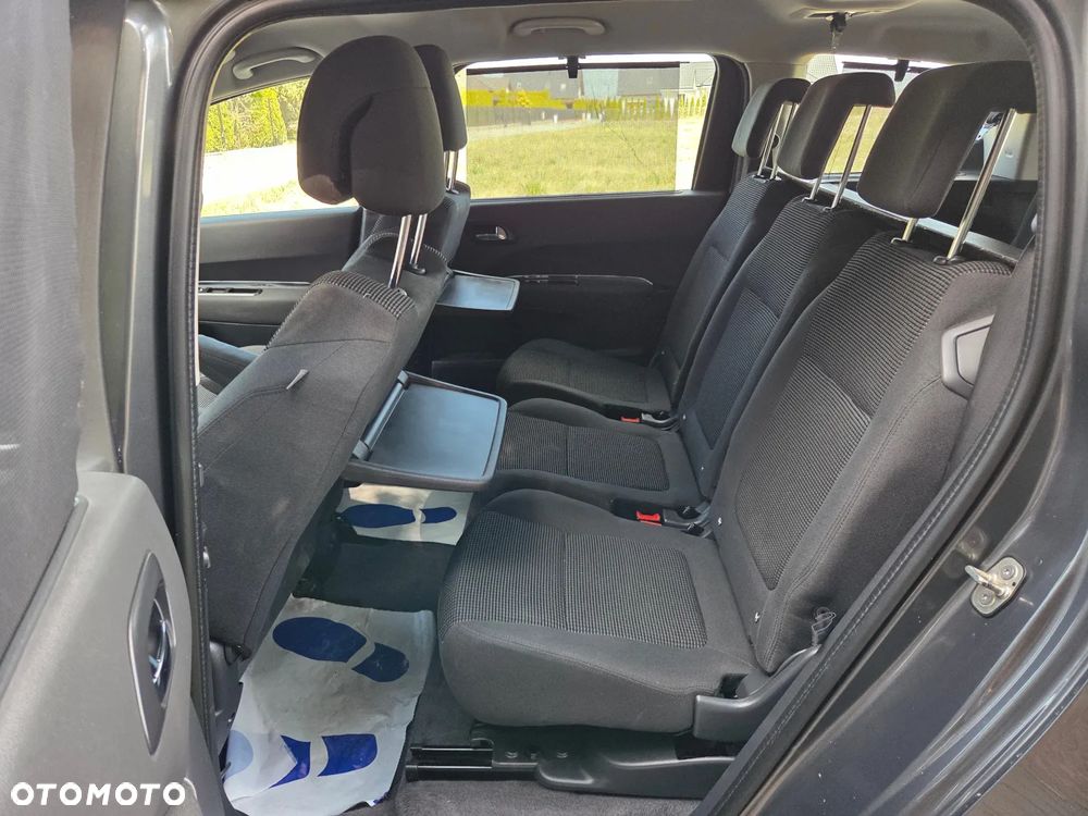 Peugeot 5008 HDI 115 Active - 16