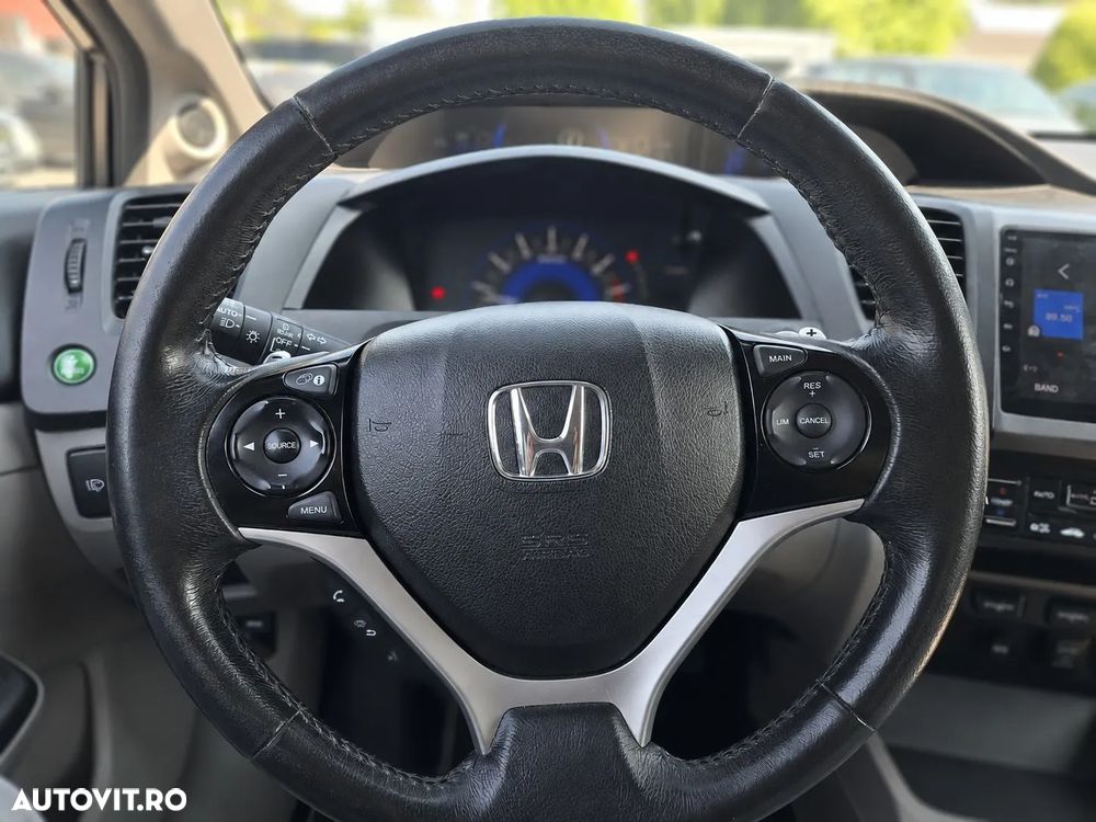 Honda Civic 1.8 i-VTEC AT Elegance - 7