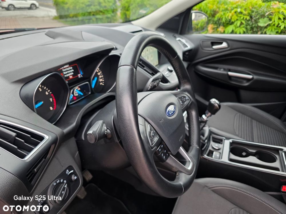Ford Kuga 1.5 EcoBoost 2x4 Individual - 28