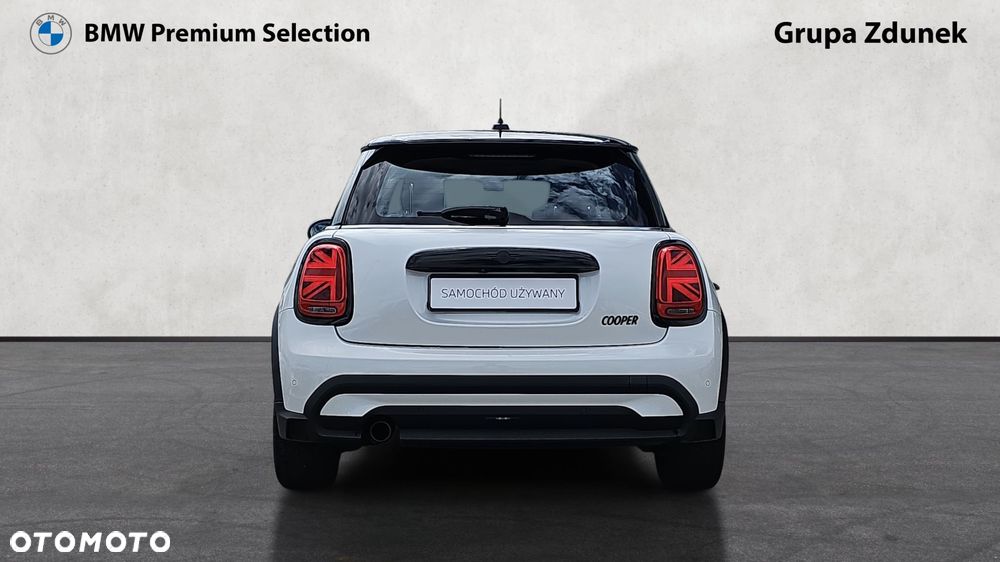 MINI Cooper Standard - 6