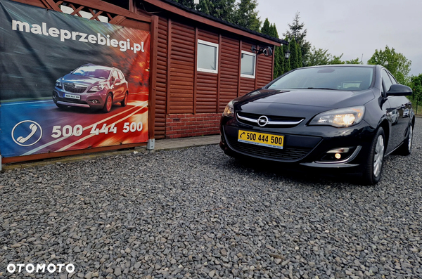 Opel Astra 1.4 Turbo Color Edition