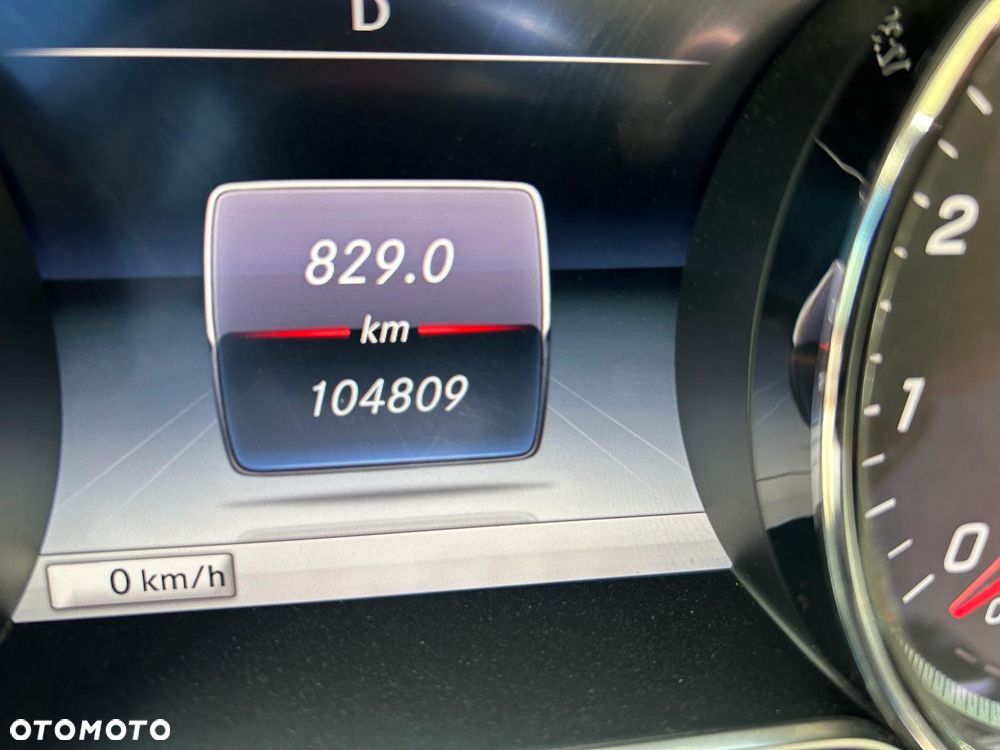 Mercedes-Benz Klasa E 450 4-Matic 9G-TRONIC - 12