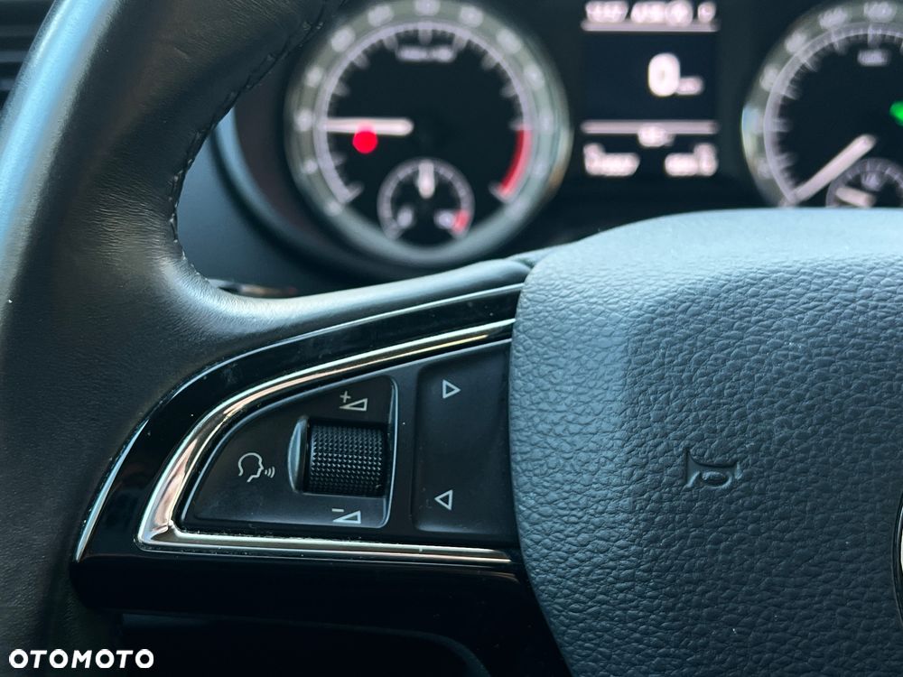 Skoda Octavia 2.0 TDI SCR Style DSG - 16