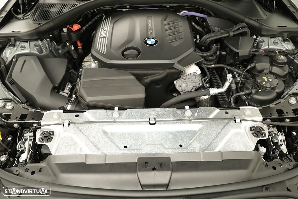 BMW 320 d Pack Desportivo M Auto - 27
