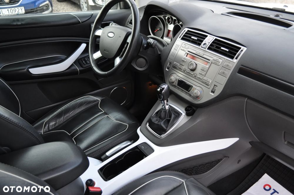 Ford Kuga 2.0 TDCi Individual - 16