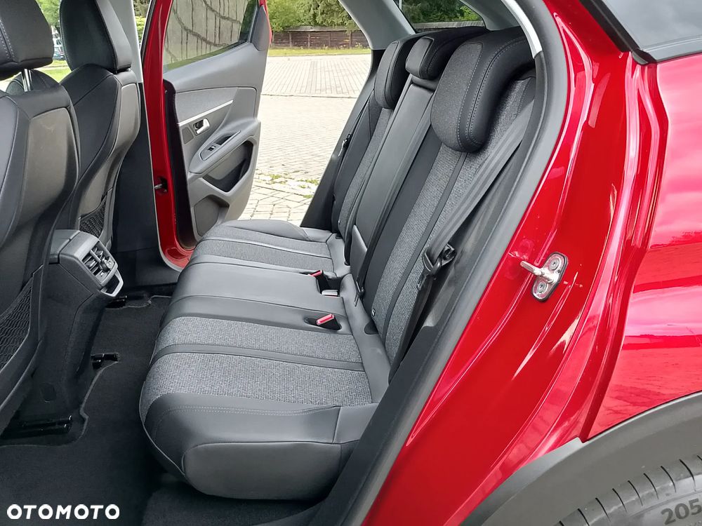 Peugeot 3008 BlueHDi 130 Stop & Start EAT8 Active Business-Paket - 30