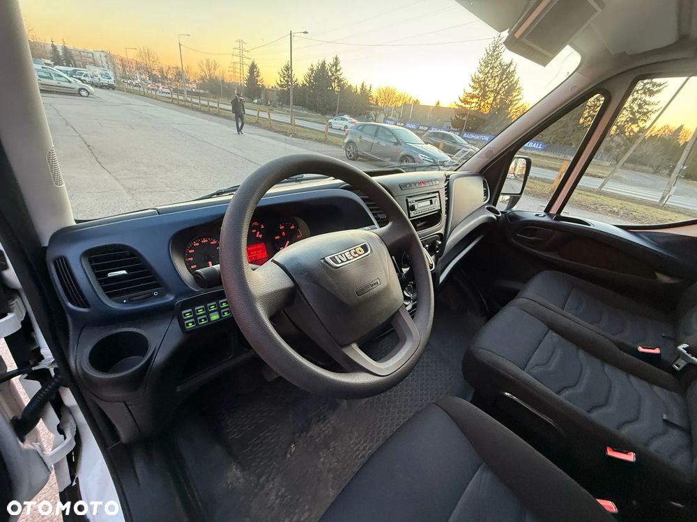 Iveco Daily 35C18, 3.0 180KM, L3H2, HiMatic, Zadbany - 17