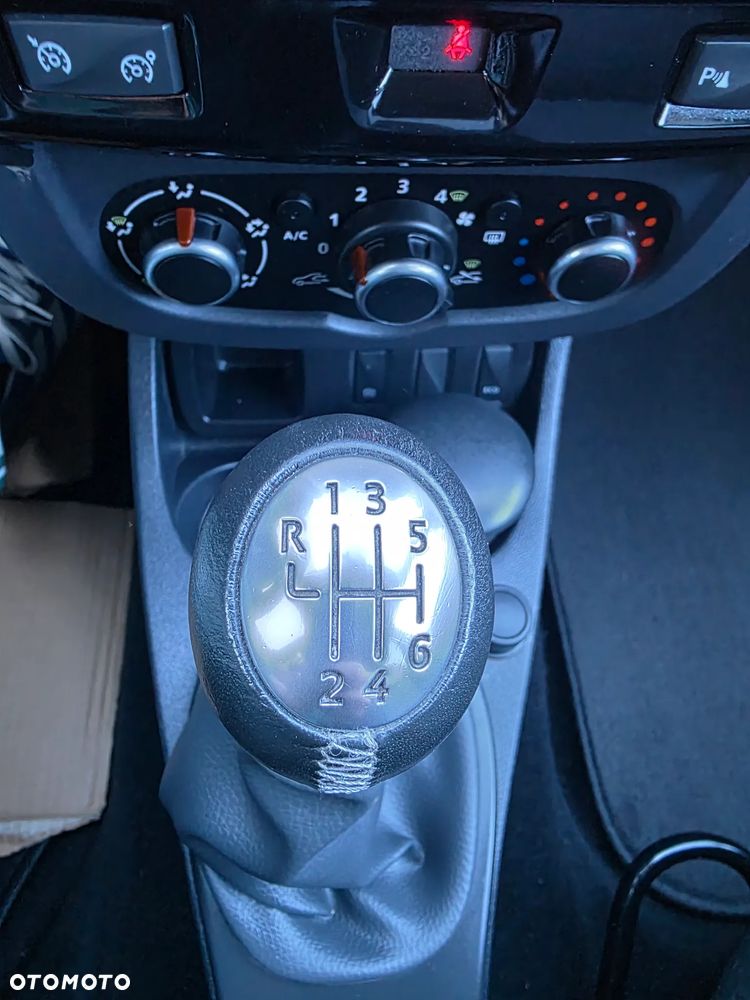 Dacia Duster TCe 125 4x2 Prestige - 38