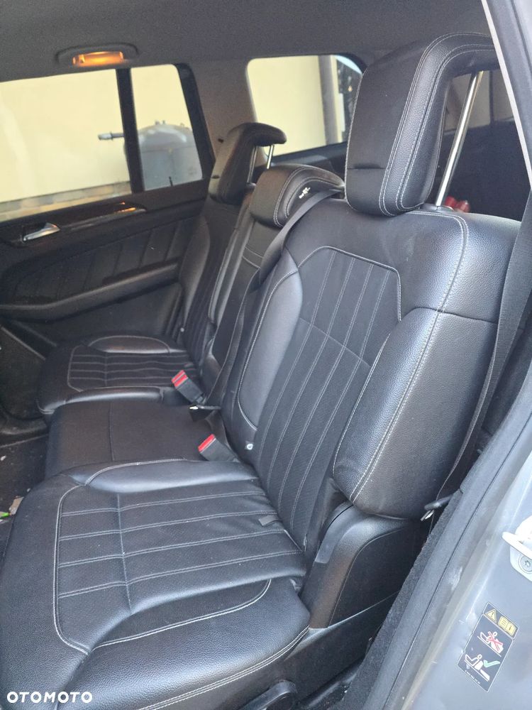 Mercedes-Benz GL 350 BlueTec 4-Matic - 8